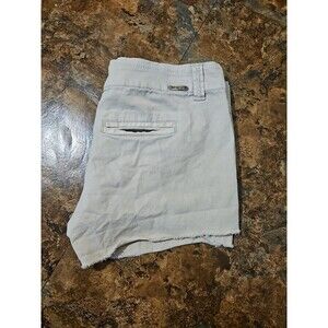 BKE Casuals Trey Light Tan Raw Hem Shorts size 28 4 Pockets Double Buttons(A228
